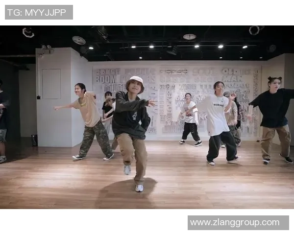 街舞战术解析：西安街舞队如何运用包夹体系提升团队协作与战斗力